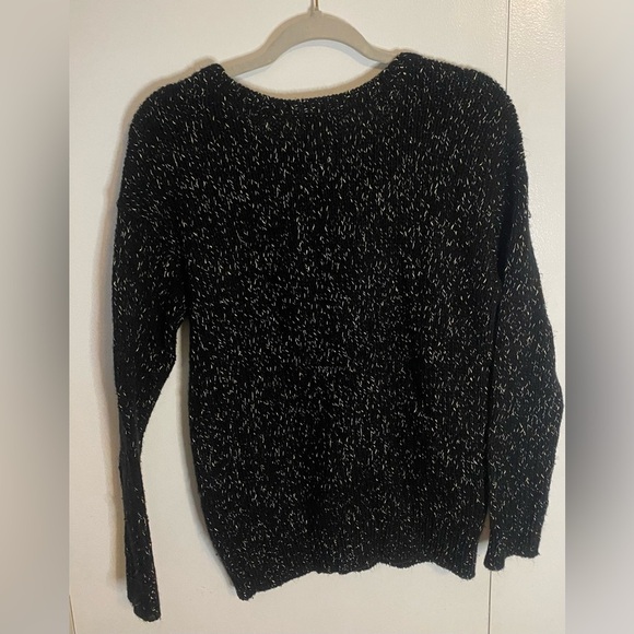 Women’s American Eagle Vintage Boyfriend Sweater Black w/Gold Flecks Size Small - Picture 2 of 6